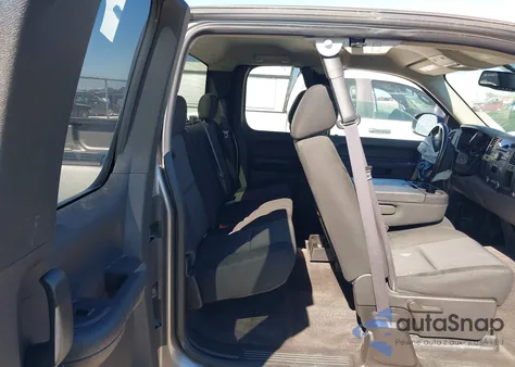 2013 Chevrolet Silverado 1500 Lt z USA, uszkodzony, nr VIN 1GCRCSE04DZ297973